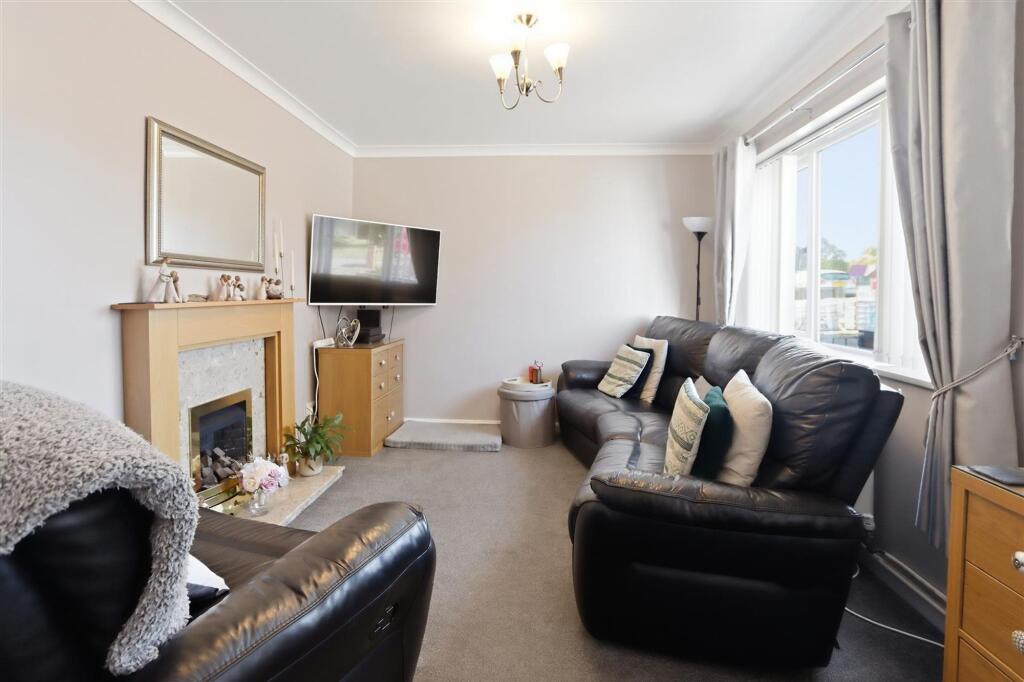 House in Sheffield - View 4
