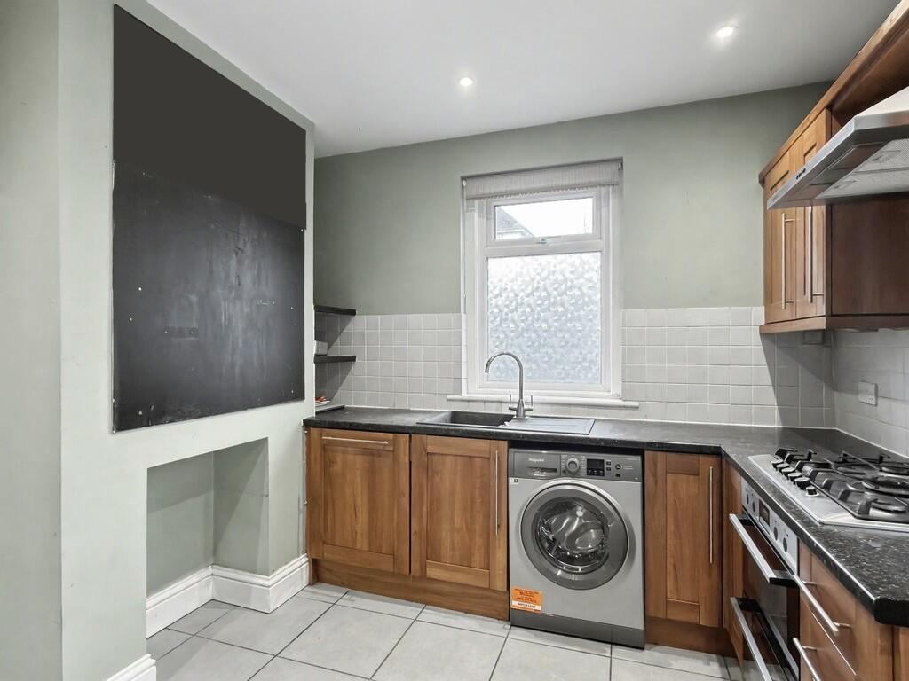 Additional image 7 of Lodge Close, Penn Hill 