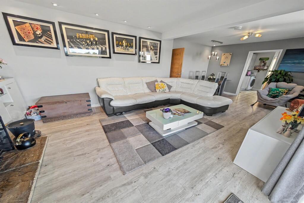 House in Dorchester, Manston - View 5