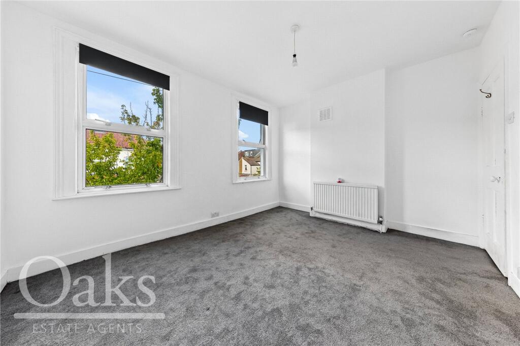 House in London - View 5