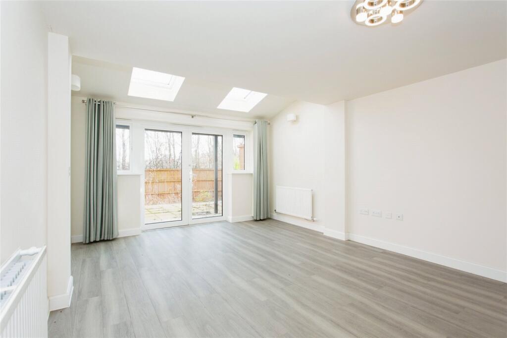 Ploughman Way, Trumpington, Cambridge, Cambridgeshire, CB2 photo 4