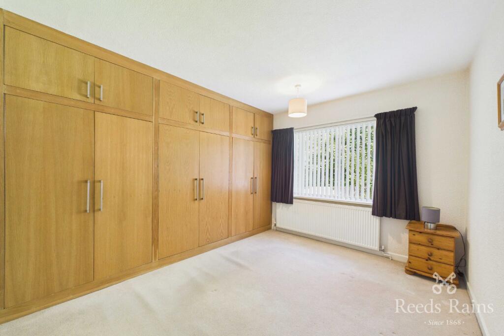 House in Huddersfield - View 5