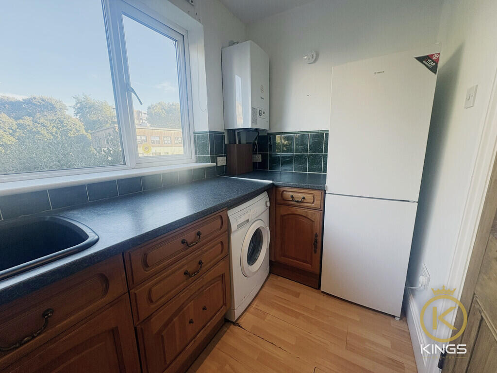 Apartment in Portsmouth, Southsea - More
