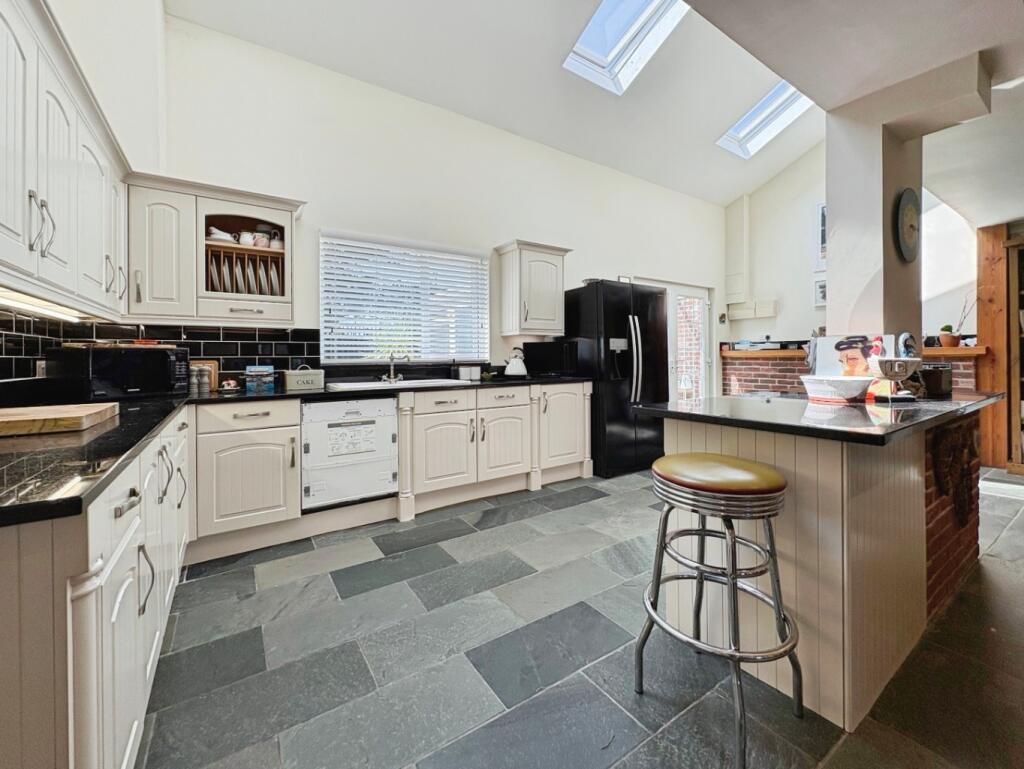 House in Mullion, Meaver - View 4