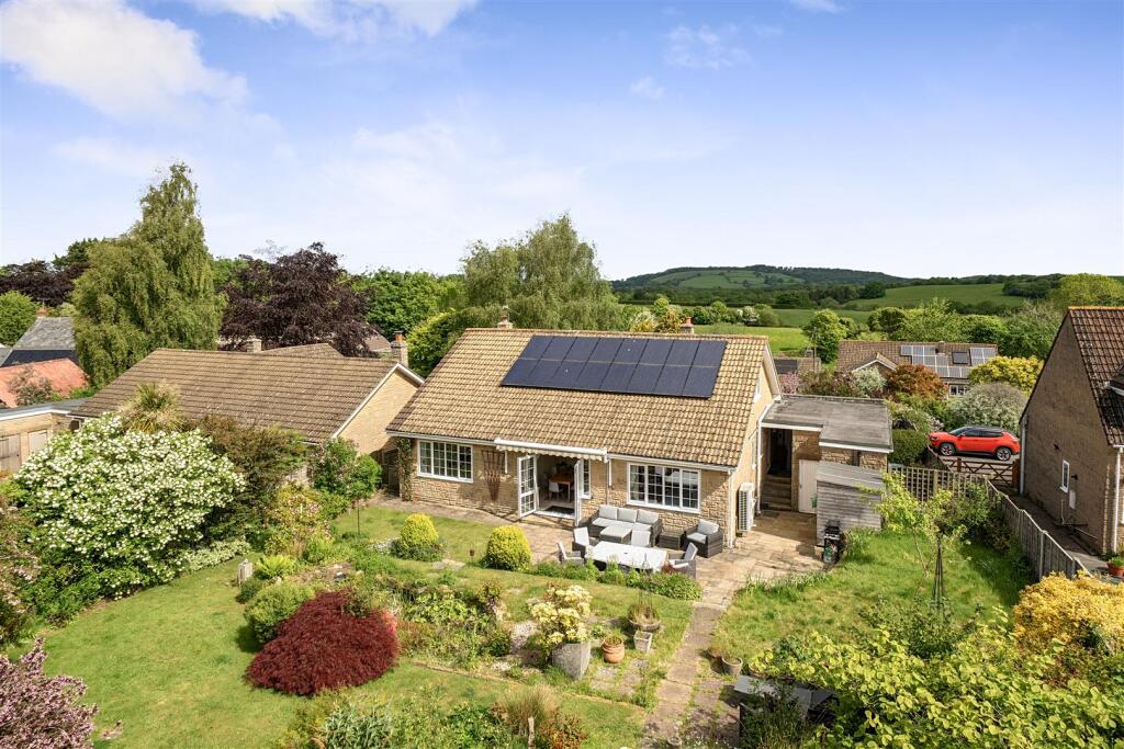 Main image of property: Corscombe