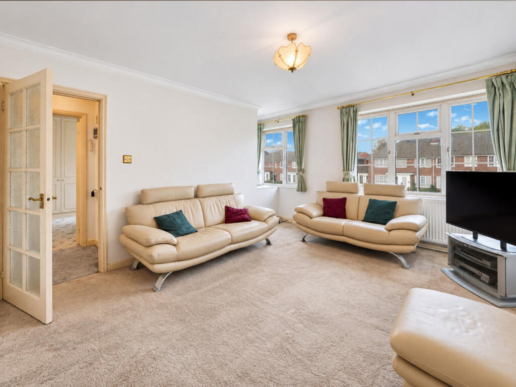 Apartment in Harrow - View 2