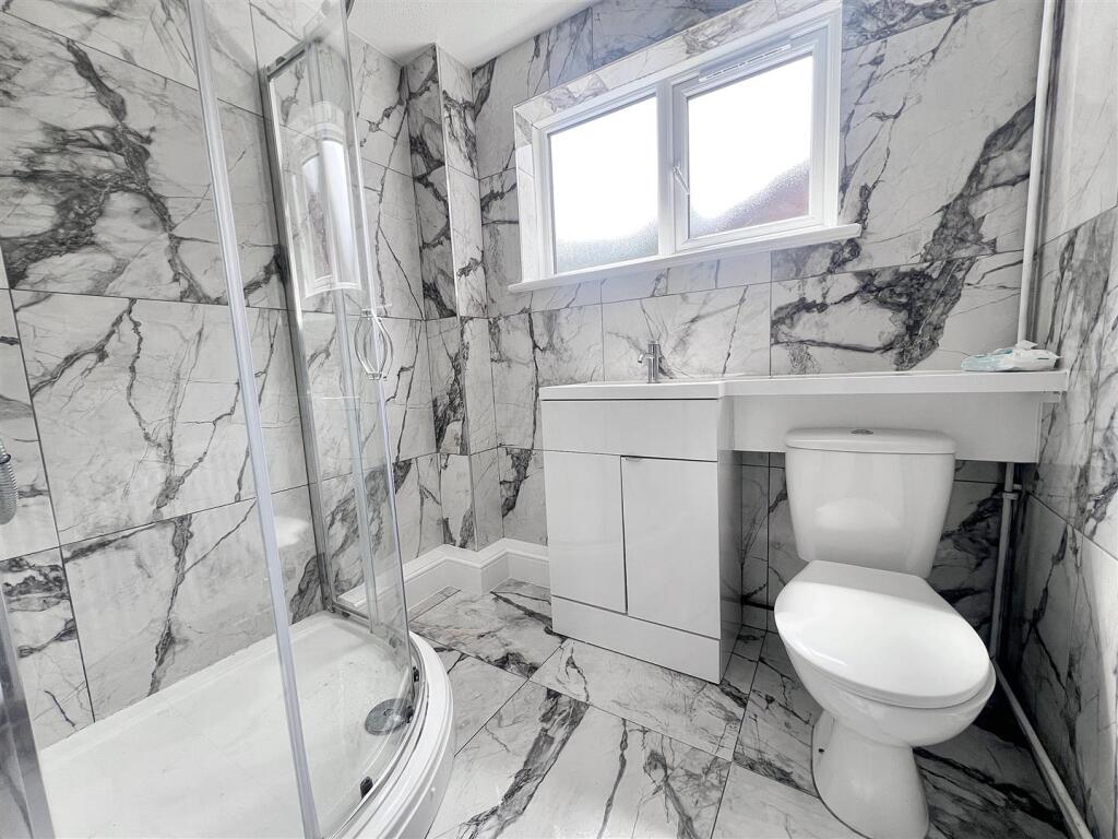 House in Buckingham, Buckinghamshire - View 4