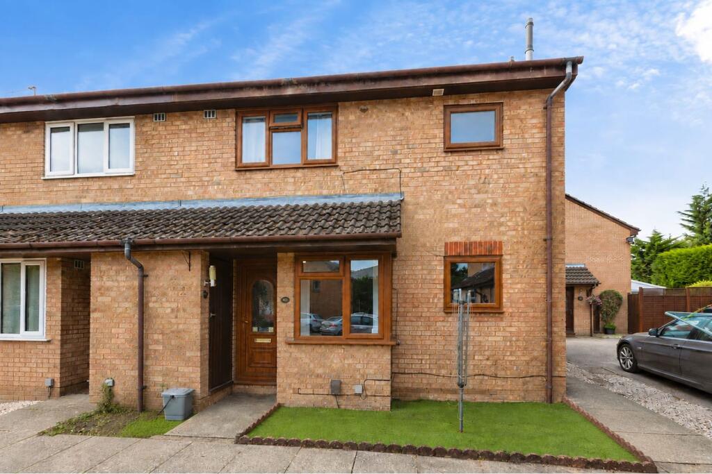 House in Slough - View 2