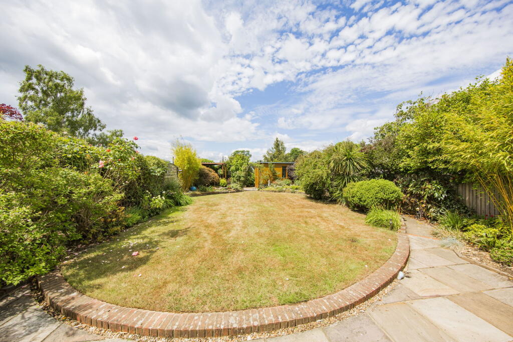House in Tunbridge Wells, Kent - View 4