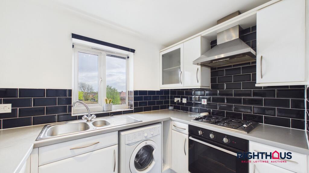 Lime Vale Way, Bradford, BD6 - View 6