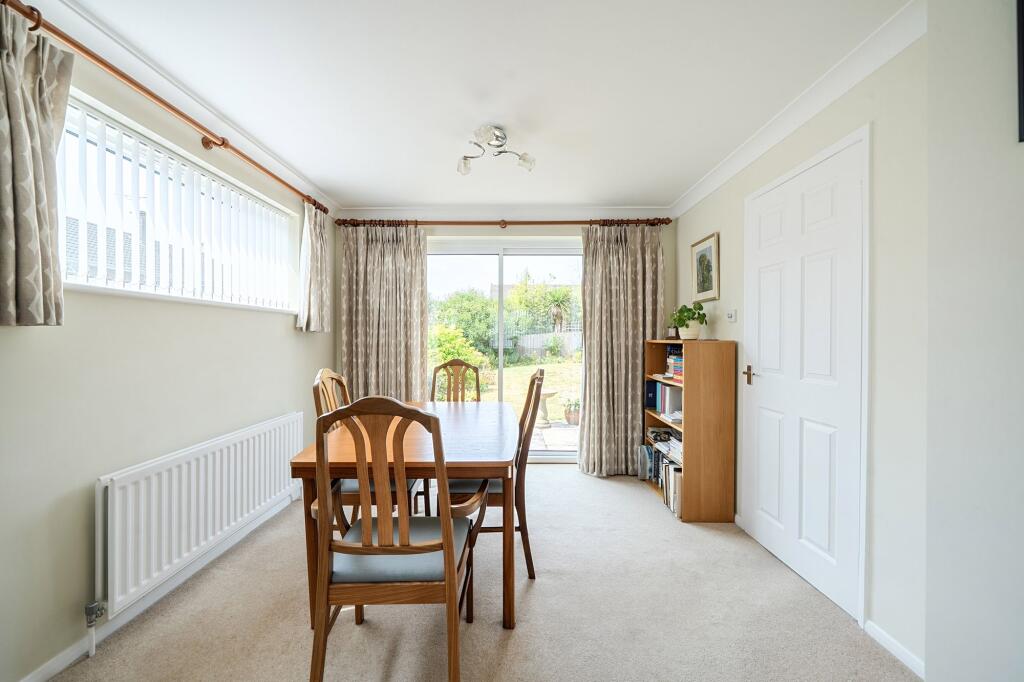 House in Southampton - More