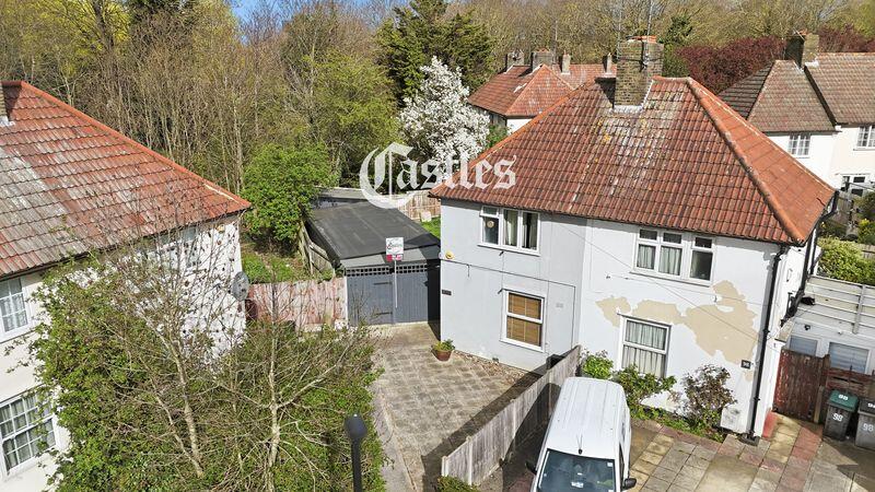 Main image of property: Henningham Road, London
