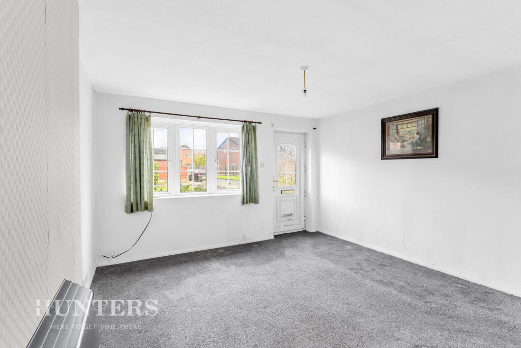 House in Oldham - View 3