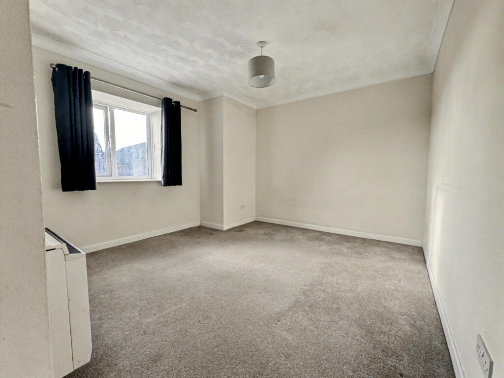 INVESTMENT PROPERTY 3 Meads Court, Bulwark, Chepstow, Monmouthshire, NP16 5QE photo 2