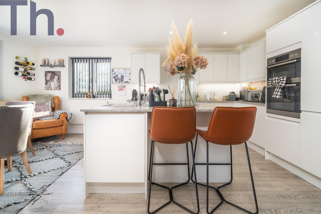 2, Worsley View photo 4