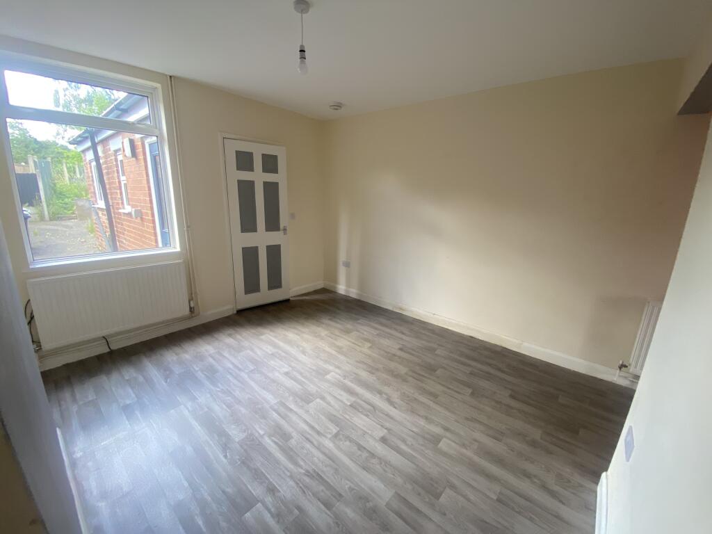 121 Cromford Road, Langley Mill, Nottingham NG16 4EU photo 4