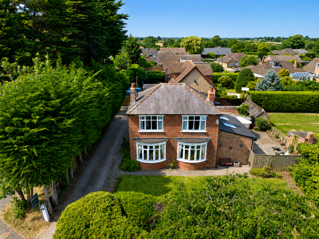 Main image of property: Ash Tree House, Thornton