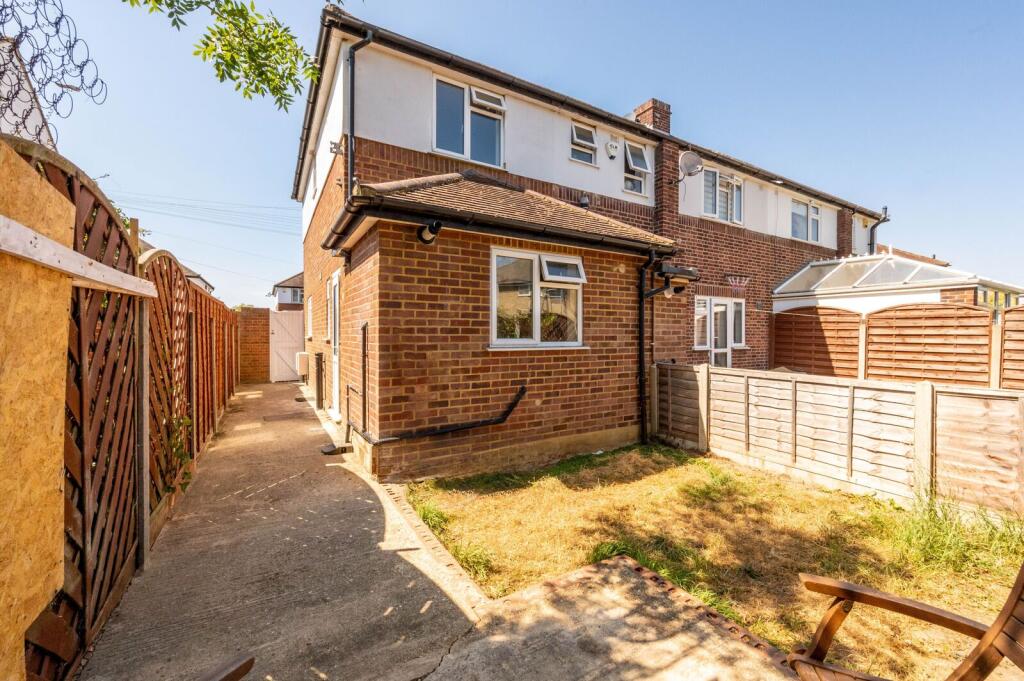 House in Twickenham - View 4