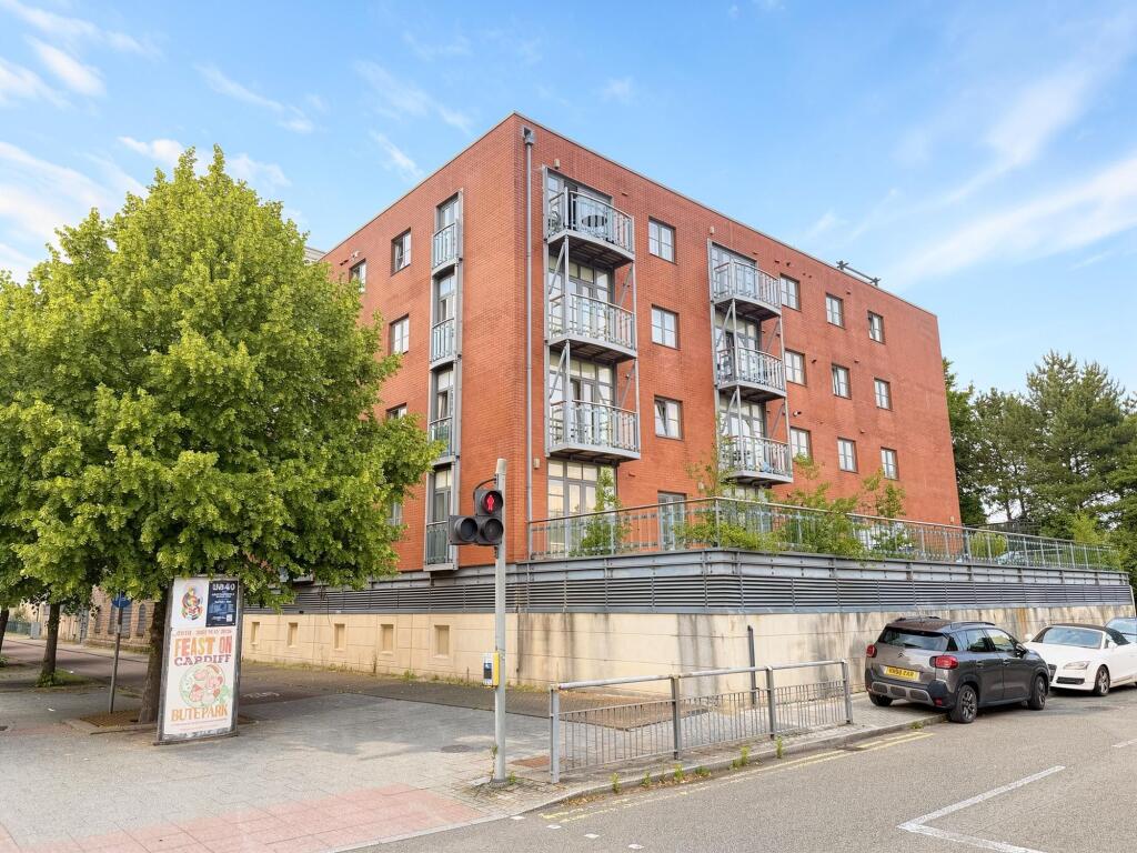 Main image of property: South Mews, Magretian Place, Cardiff, CF10