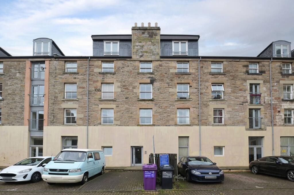 Main image of property: 14/13 Hermand Crescent, Slateford, Edinburgh, EH11 1LP