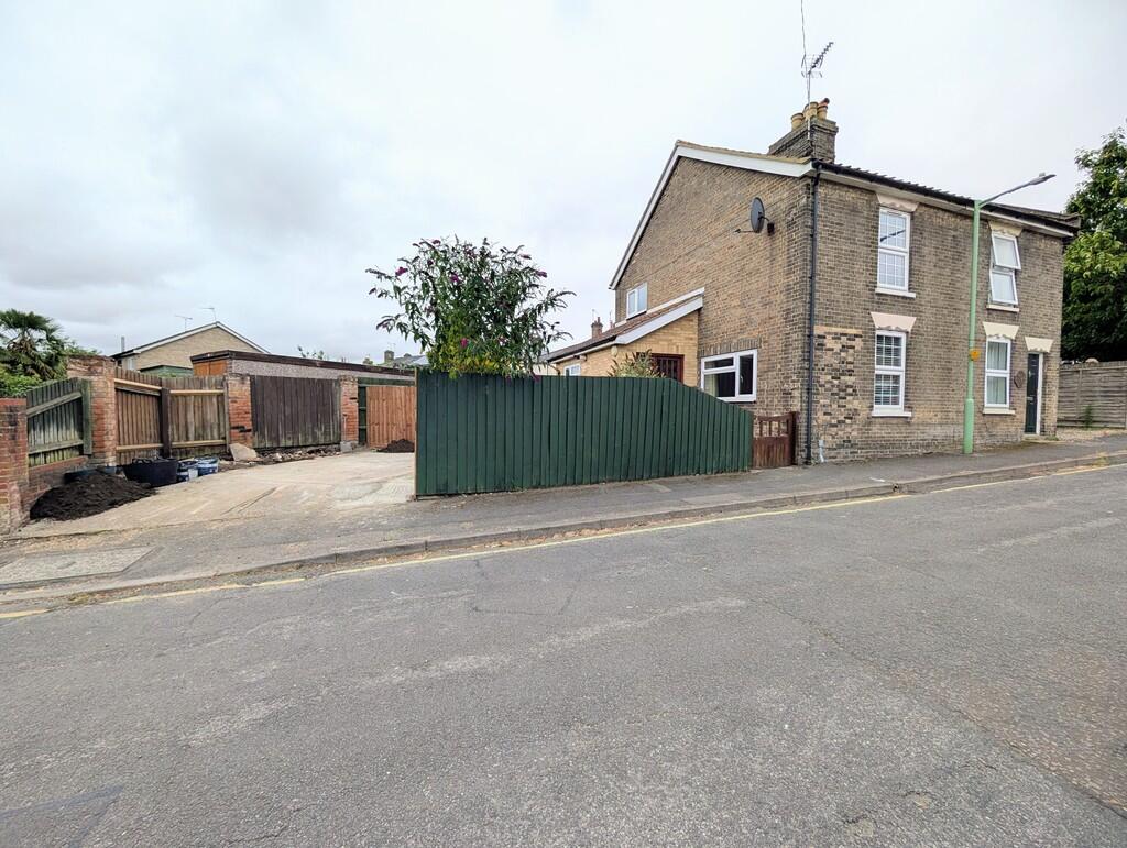 Main image of property: Lime Tree Place, Stowmarket