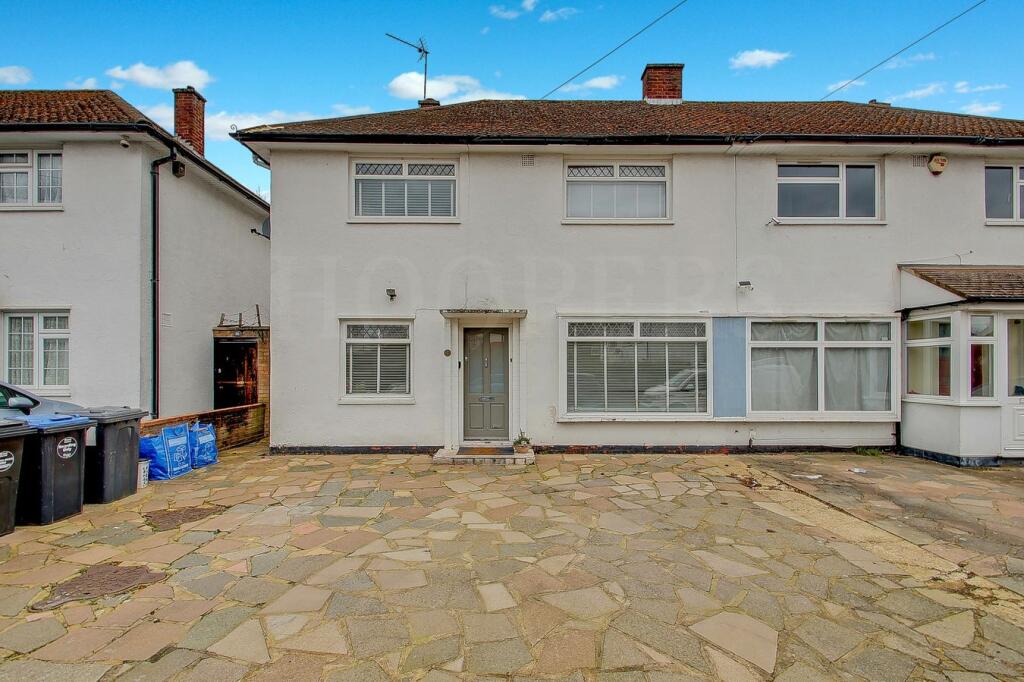 Main image of property: Bush Grove, London, NW9