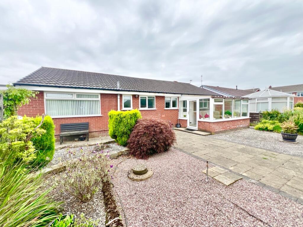 Bellingham Close, Bury, Greater Manchester, BL8 photo 2