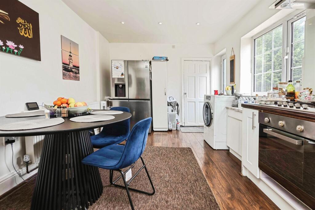 Fordhouse Lane, BIRMINGHAM – pohled 3