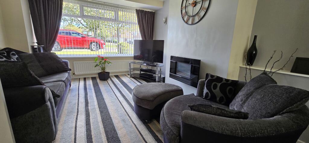 Broadmeadows, East Herrington, Sunderland, Tyne and Wear, SR3 3RG photo 4