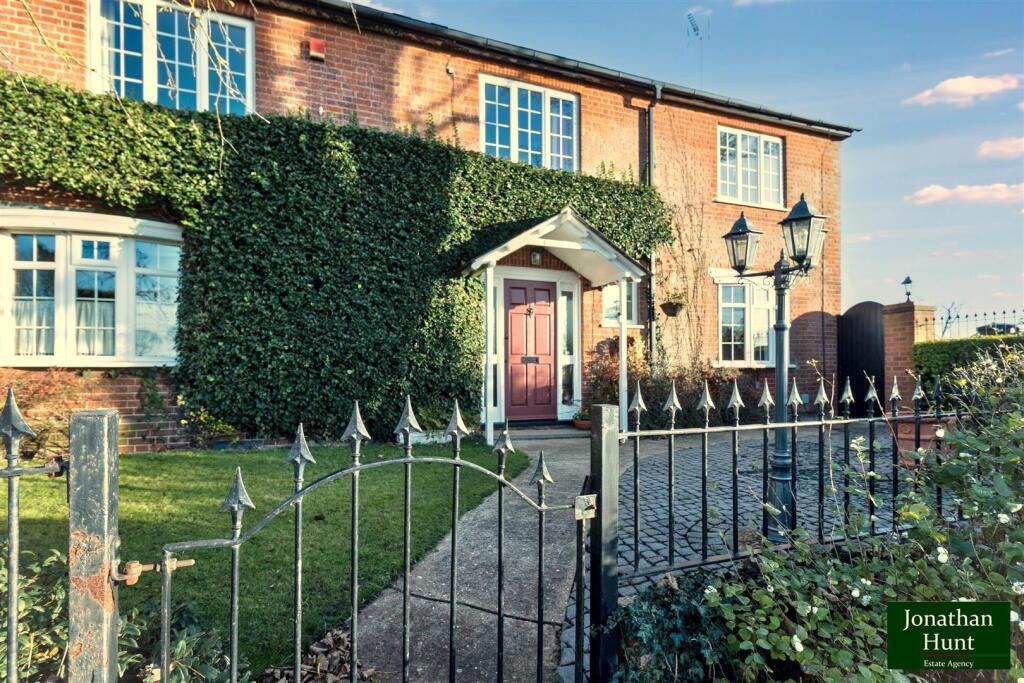 Main image of property: Chipping, Buntingford