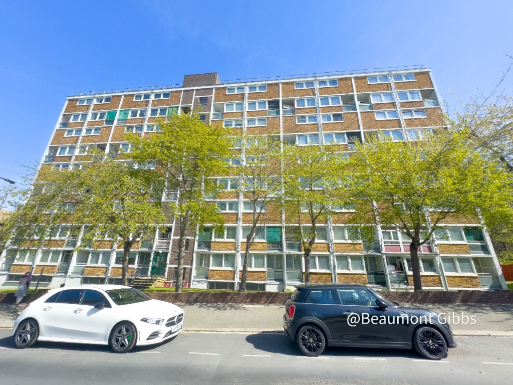 Main image of property: Kingsman Street, Woolwich, London, SE18 5QF