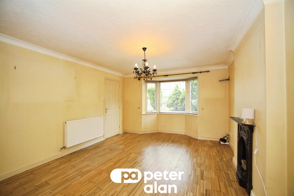 Llwyn Coed, Blackwood - View 3
