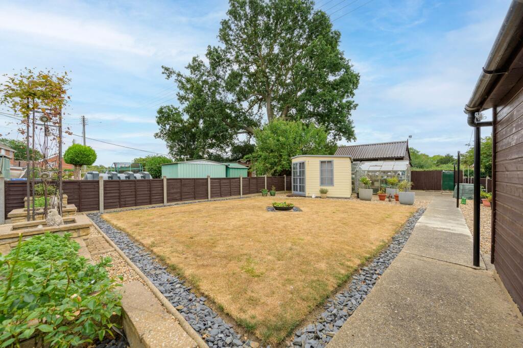 House in Ipswich - View 4