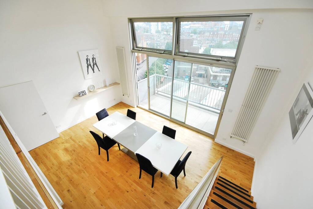 Main image of property: Peterborough Road, South Park, London, SW6