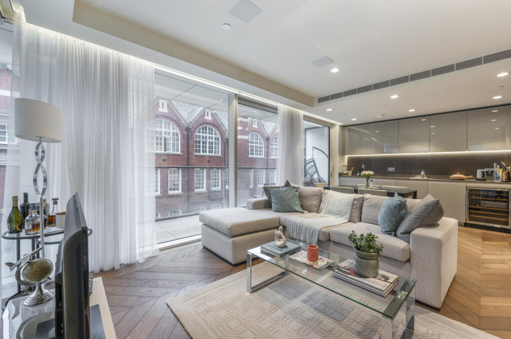 Main image of property: Balmoral House,
Earls Way, SE1