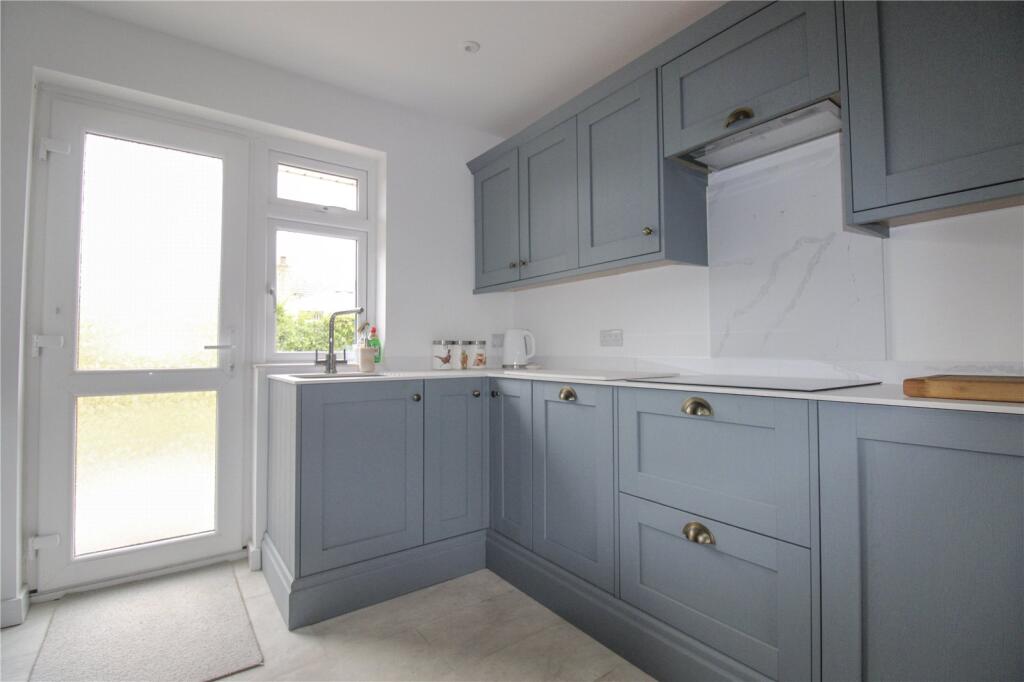 House in Swindon, Melksham - More
