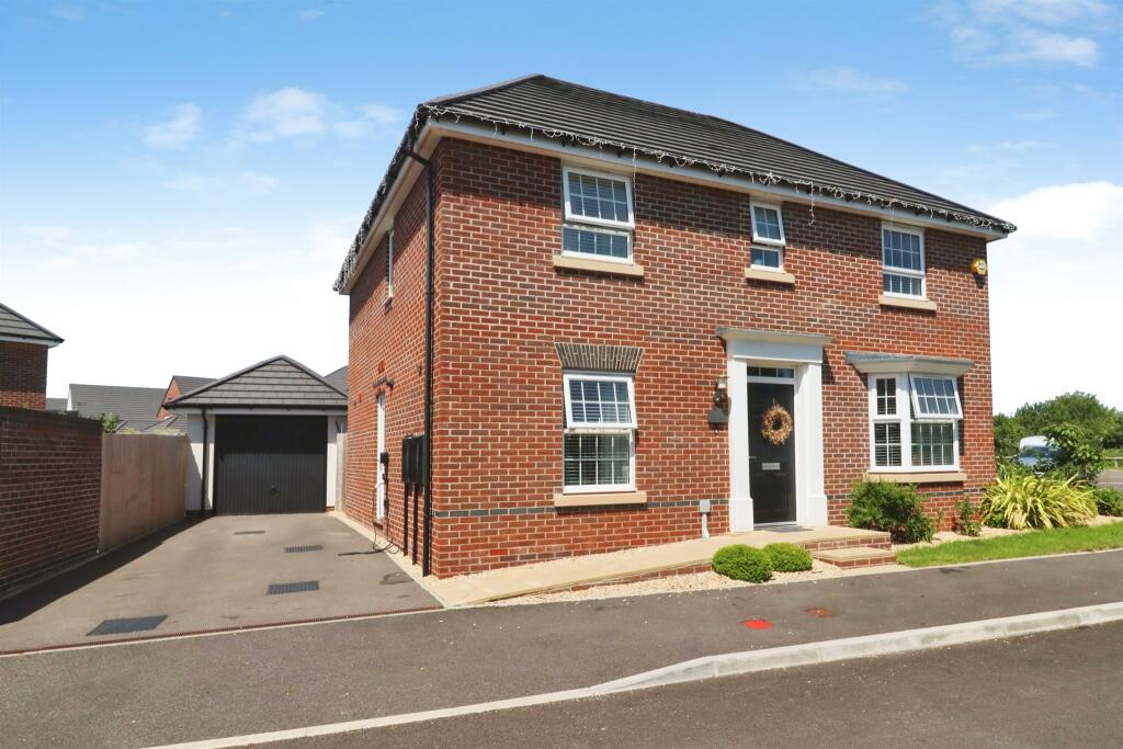 Main image of property: Clos Y Lightning, St. Athan, Barry