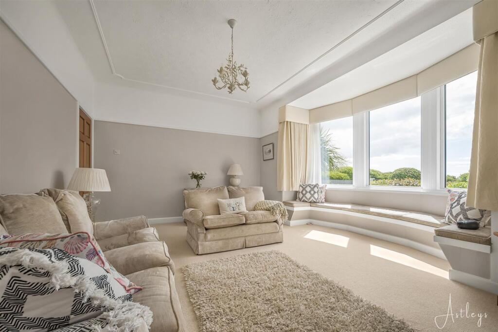House in Swansea - View 2