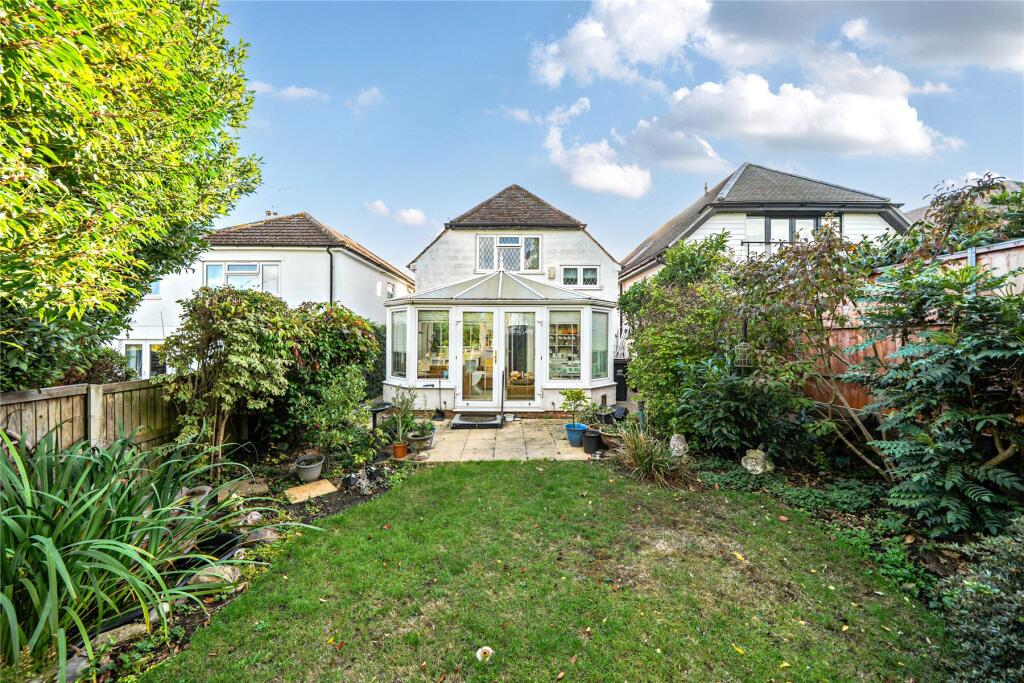 House in Bromley - View 5