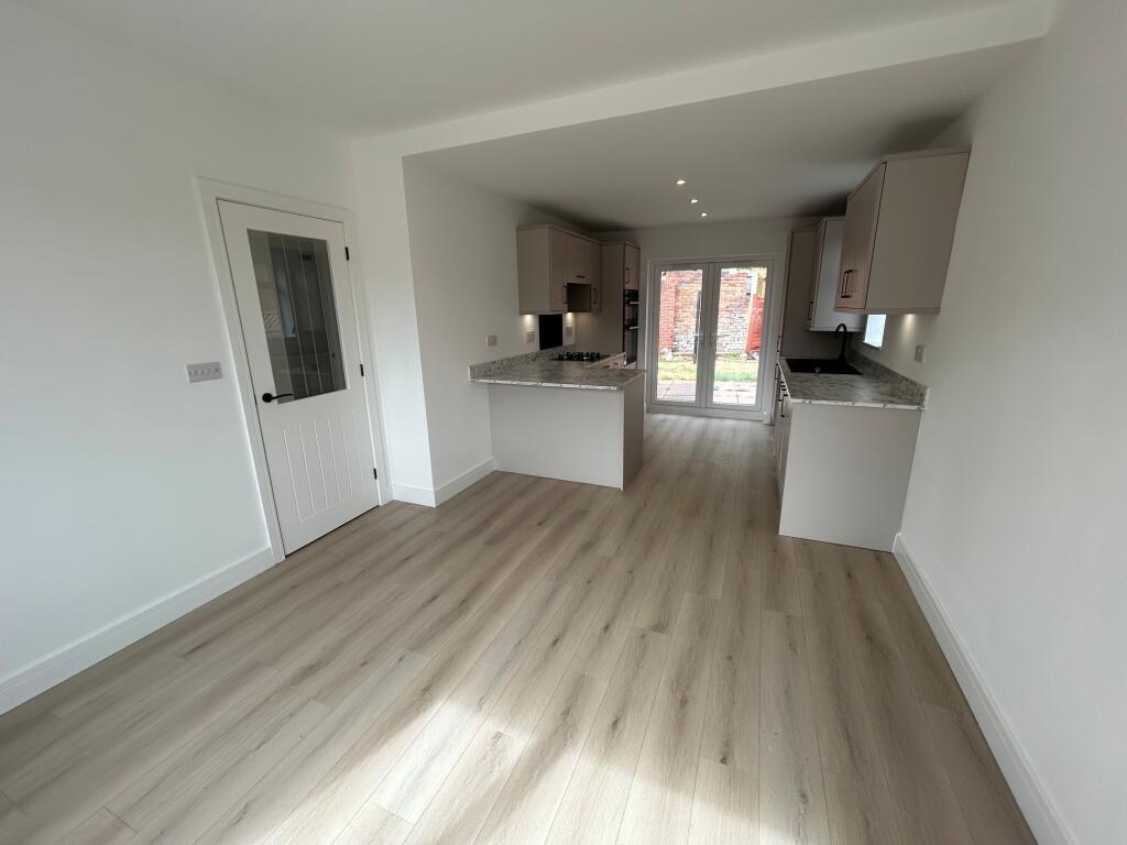 House in Dudley, Darby End - View 2