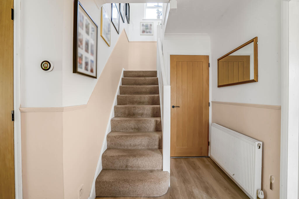 House in Harborough, Great Glen - View 5