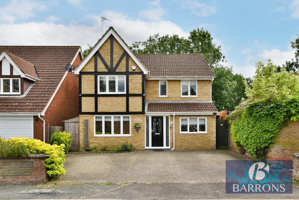4-bed detached on Mylne Close, Cheshunt, £795,000