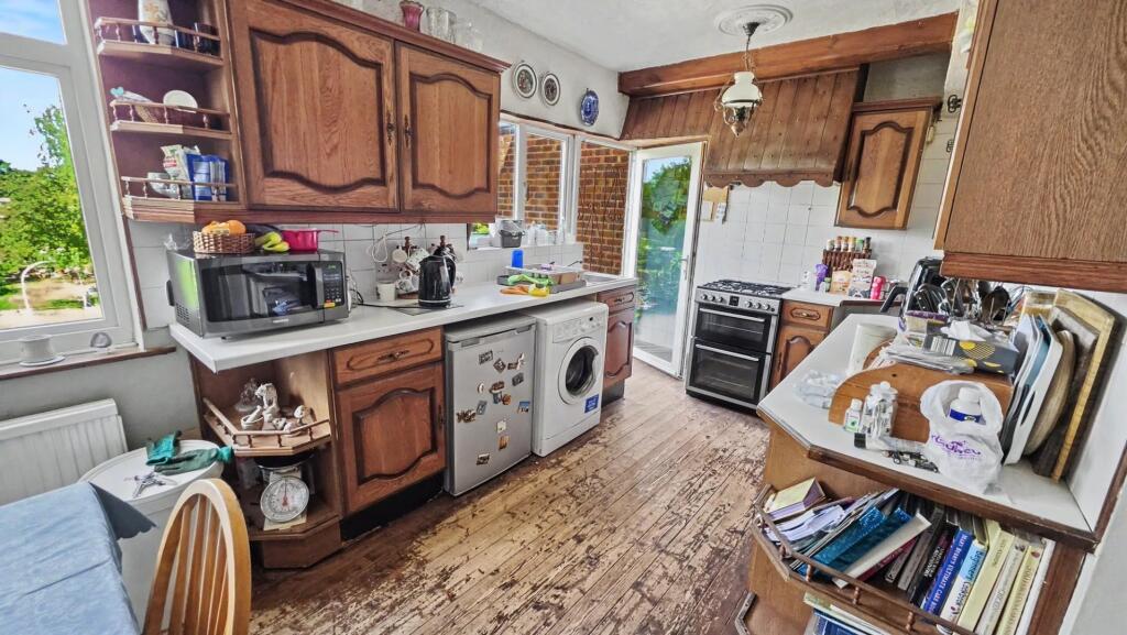 House in Northampton, Far Cotton and Delapre - View 5