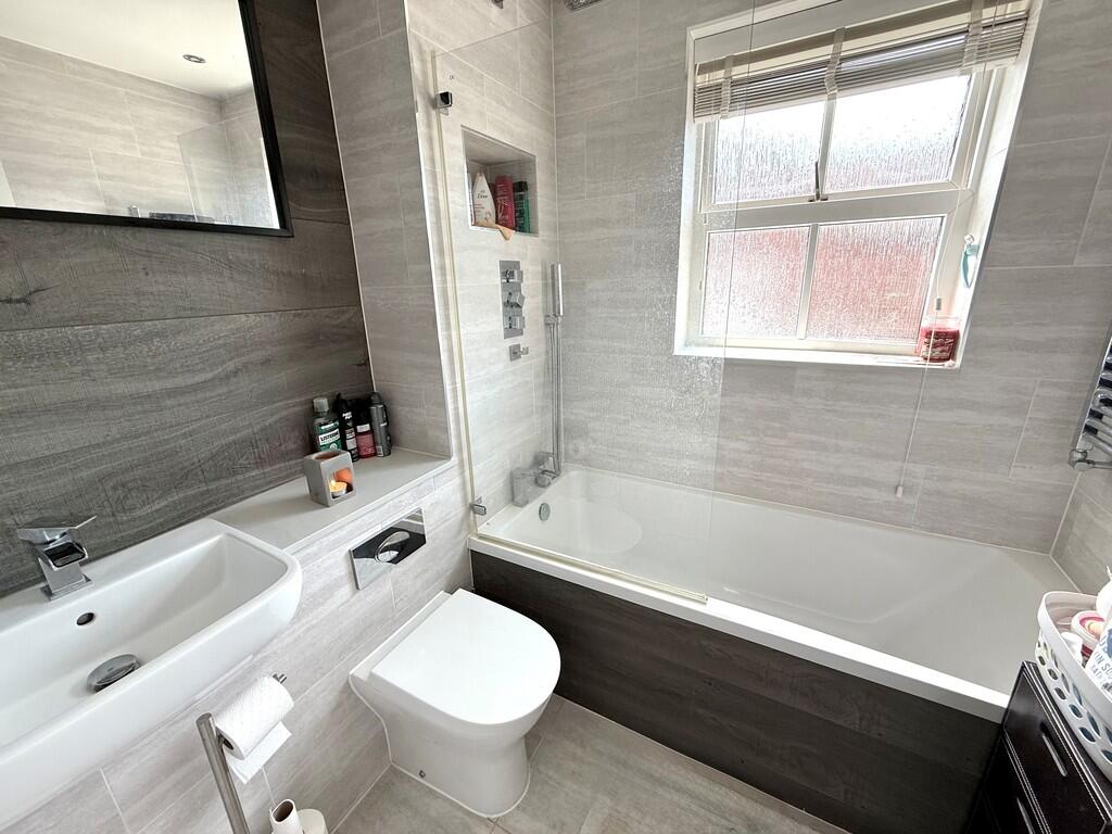 Butcher Close, Angmering photo 4