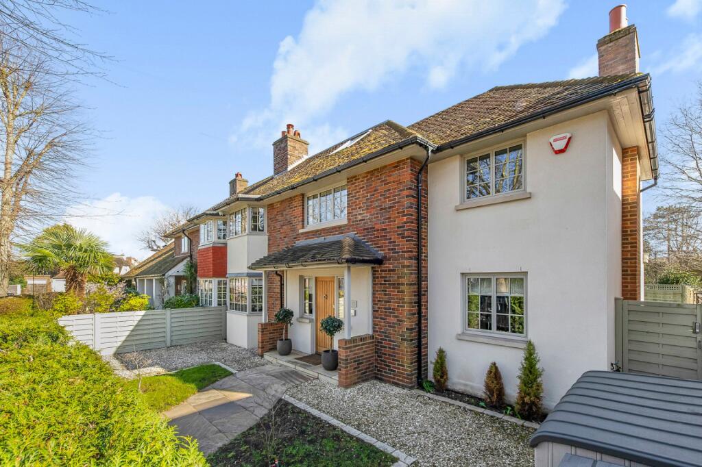 Main image of property: Hertford Avenue, 
Parkside, SW14