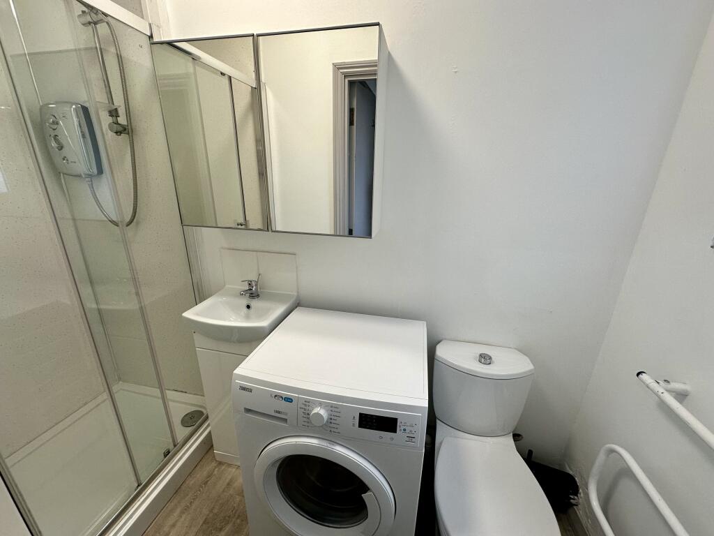 1 bedroom ground floor flat for rent
