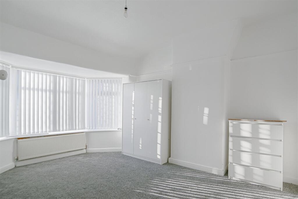 House in Salford, Irlams o' th' Height - View 5