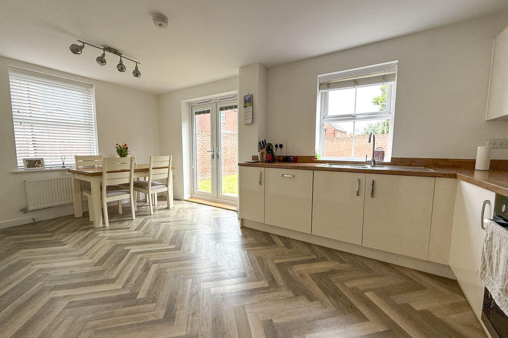 House in Taunton, Priorswood - More