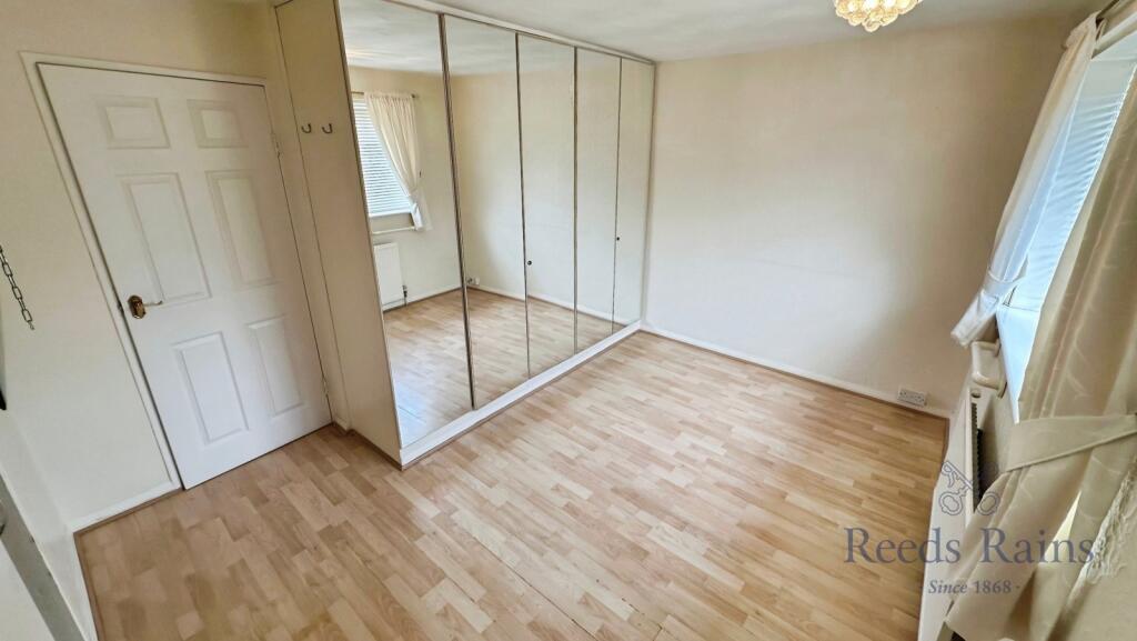 House in Stoke-on-Trent - More