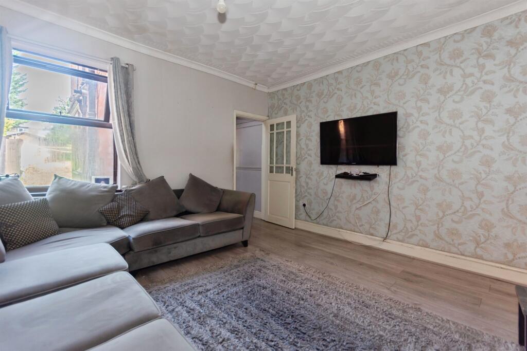 Bromyard Road, BIRMINGHAM photo 5